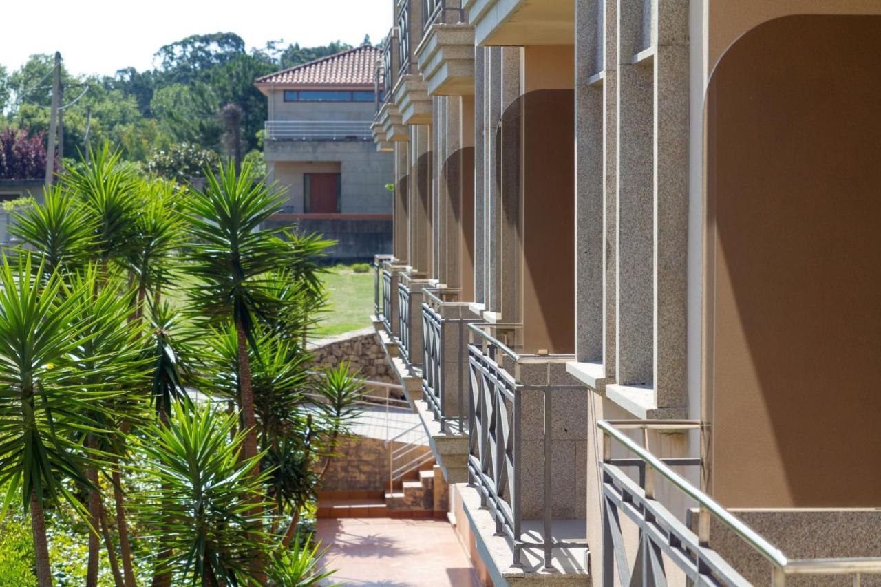 Duerming Montalvo Playa Hotel Bagian luar foto