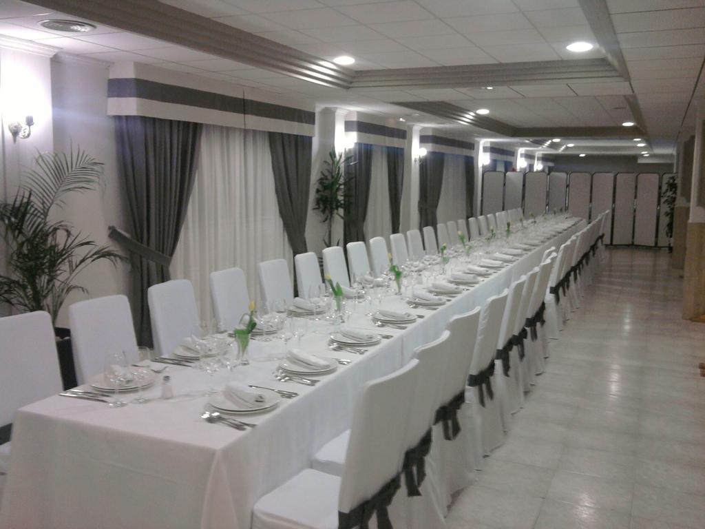 Duerming Montalvo Playa Hotel Bagian luar foto