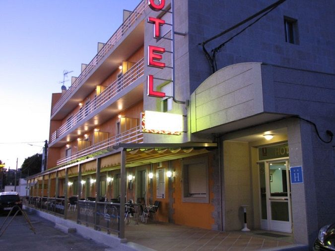 Duerming Montalvo Playa Hotel Bagian luar foto