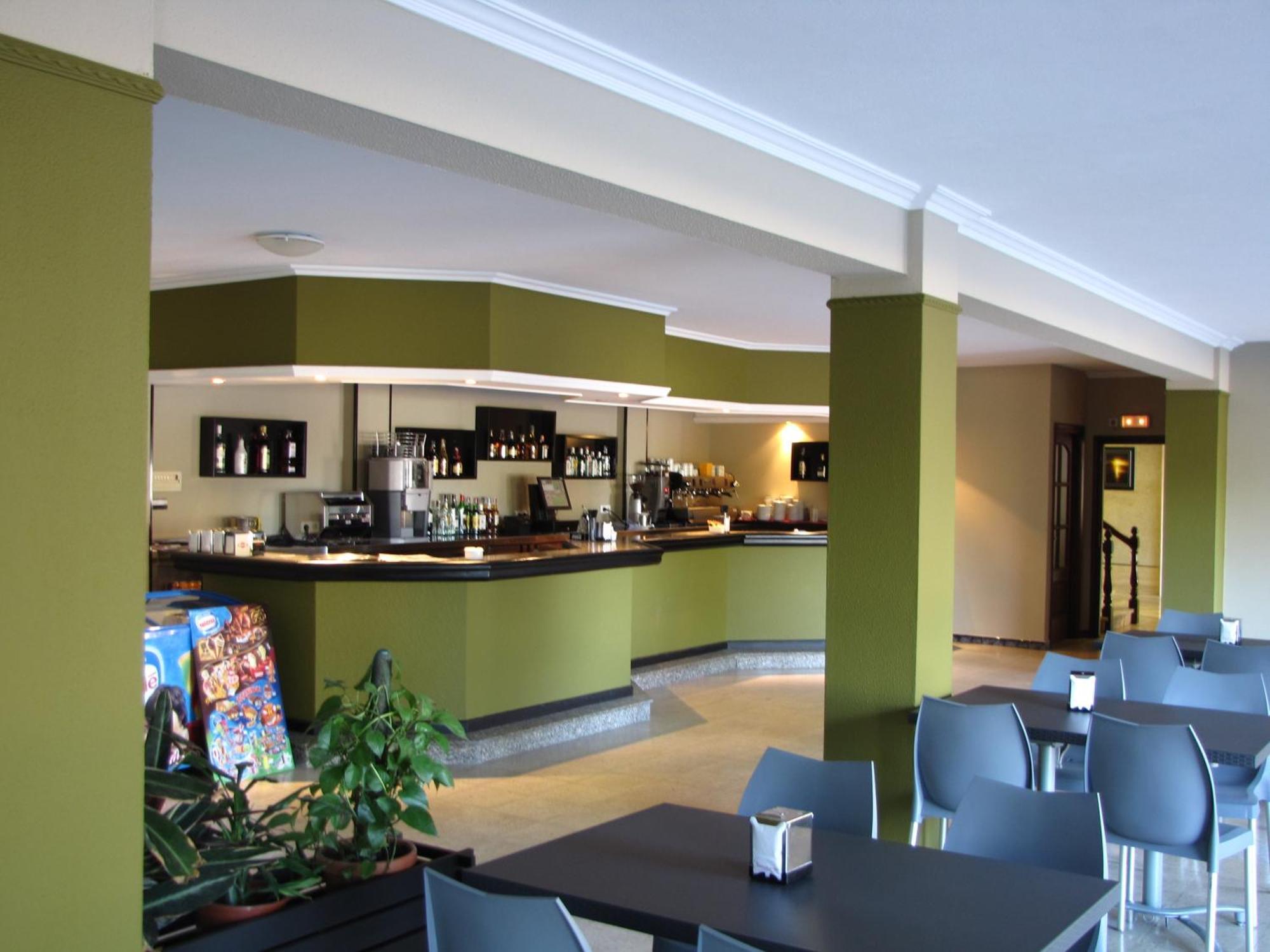 Duerming Montalvo Playa Hotel Bagian luar foto